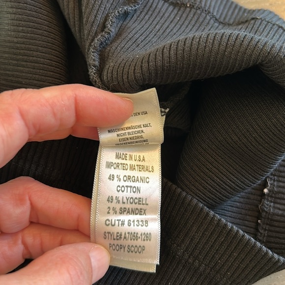 AGOLDE  Ribbed Poppy Tank in Black - Picture 7 of 11